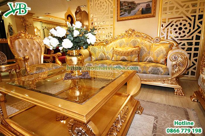 Sofa tân cổ điển phù hợp với không gian nội thất cổ điển sang trọng