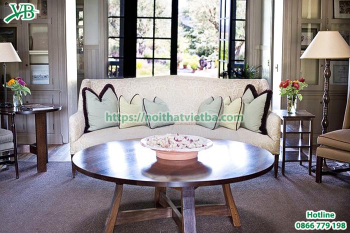 Thiết kế bàn sofa hình tròn làm từ gỗ